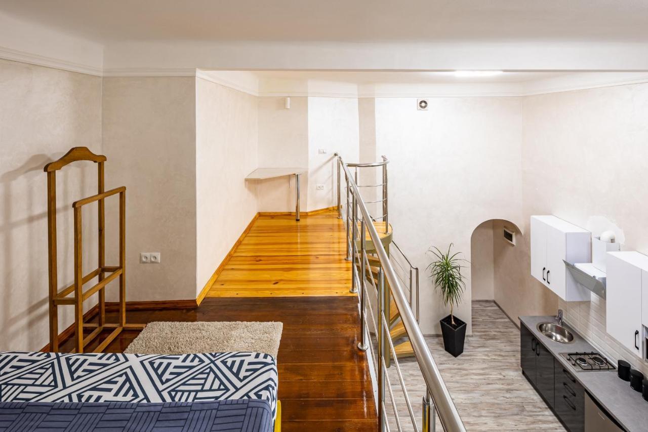 Apartment On Kovzhuna Street Leópolis Exterior foto